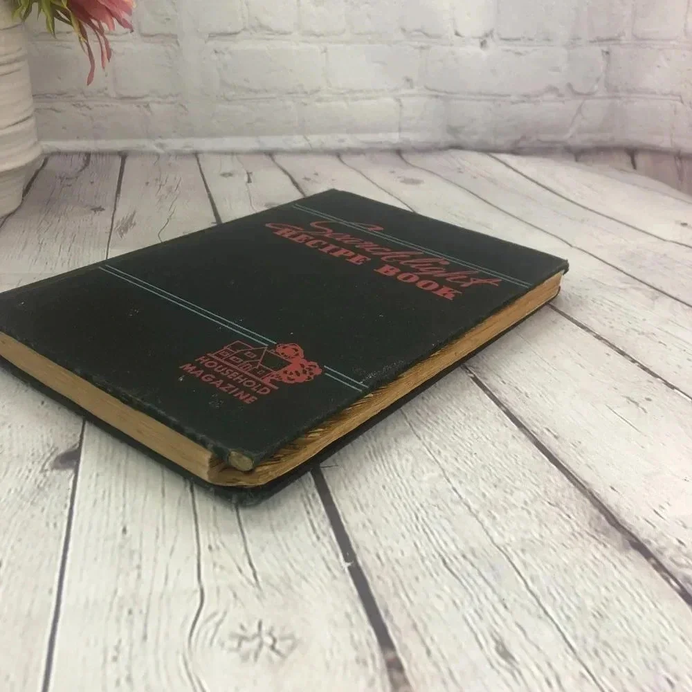 Vintage 1945 SEARCHLIGHT RECIPE cookbook homestead made from scratch